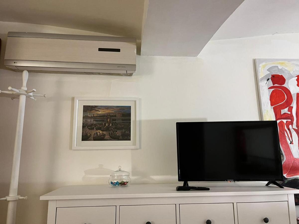 Loft Tanzi Apartment Bari Bagian luar foto