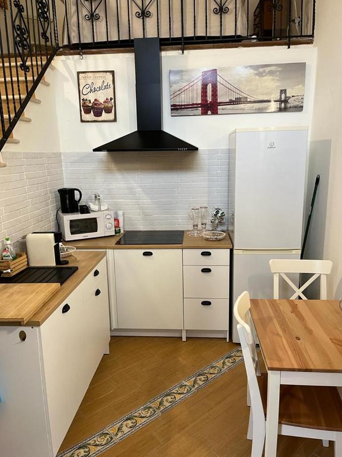 Loft Tanzi Apartment Bari Bagian luar foto